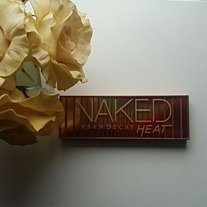 Urban Decay Naked Heat Palette